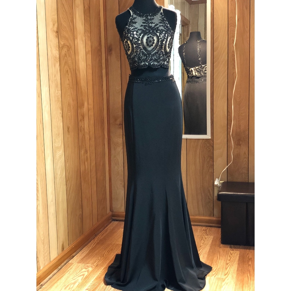 2 Pc Prom Dress/ Formal Gown/ Homecoming Court Dress/ Prom Gown